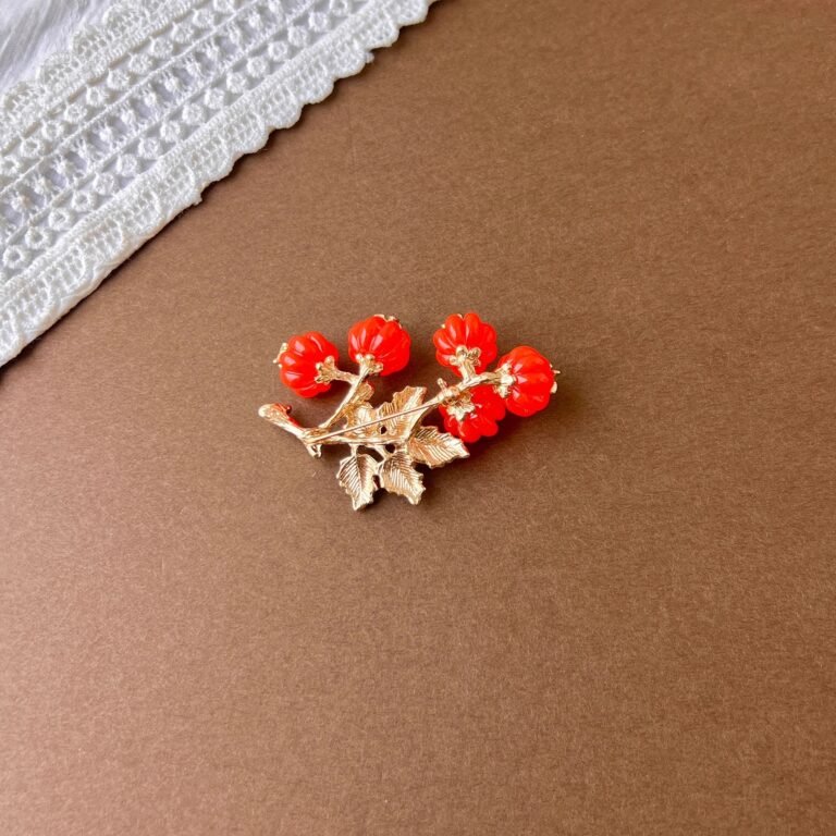 Custom Buy Lantern Pins Badge Back- CustomBlitz