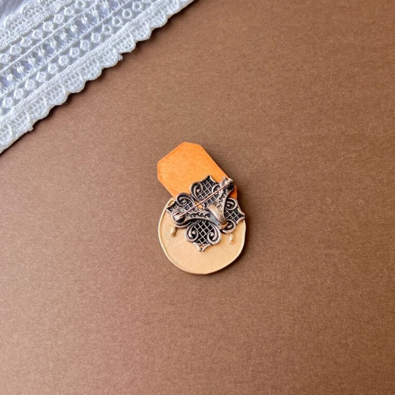 Custom Buy Geometric Resin Pins Badge Back- CustomBlitz