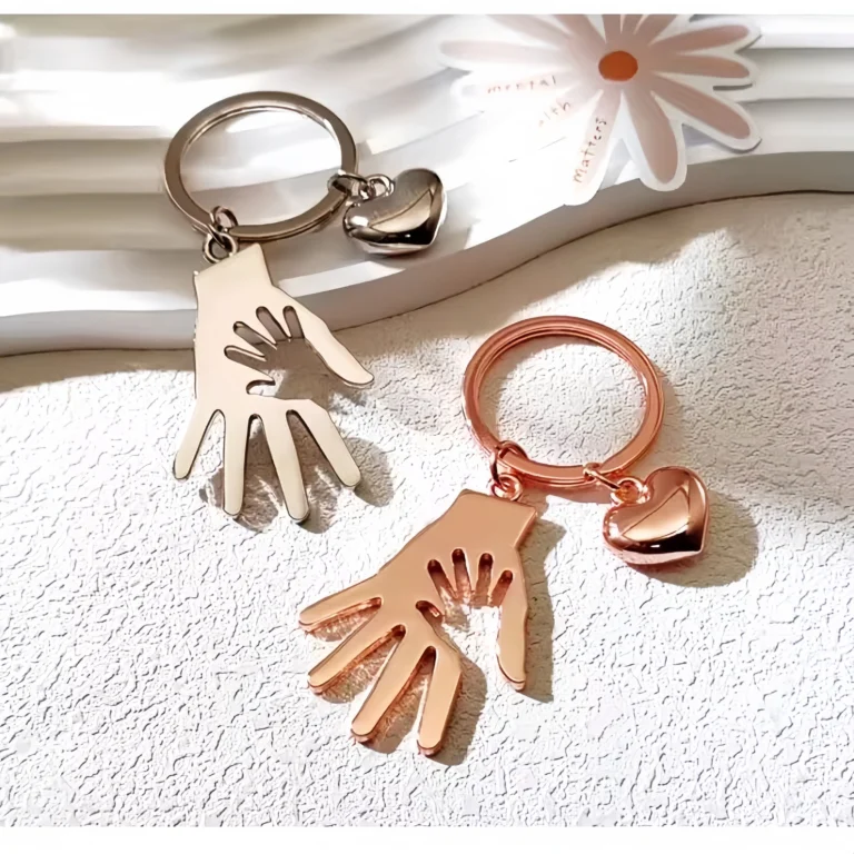 Custom Buy Couple Keychains & Keyrings Usage Scenarios- CustomBlitz