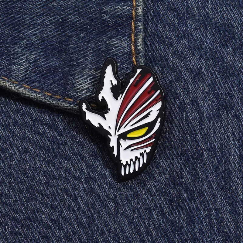 Custom Buy Hollow Mask Pin Badge Usage Scenarios- CustomBlitz.com