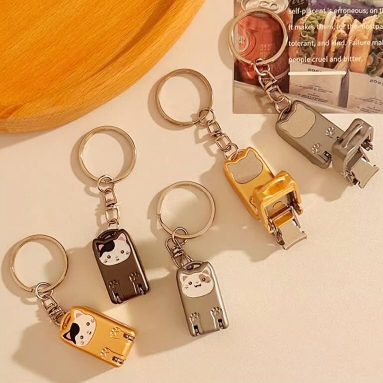 Custom Buy Cat Nail Clipper Keychains & Keyrings Usage Scenarios- CustomBlitz