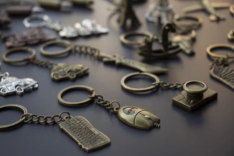 Custom Buy Vintage Keychains & Keyrings Usage Scenarios- CustomBlitz