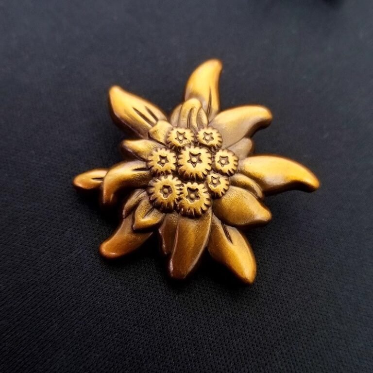 Custom Buy Edelweiss Flower pins badge - CustomBlitz.com