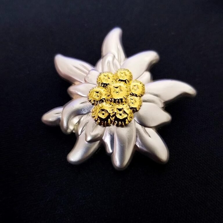 Custom Buy Edelweiss Flower pins badge - CustomBlitz.com